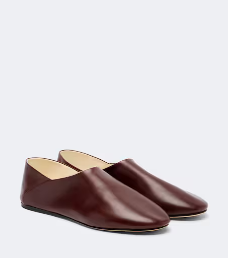 Leather slip-on shoes
