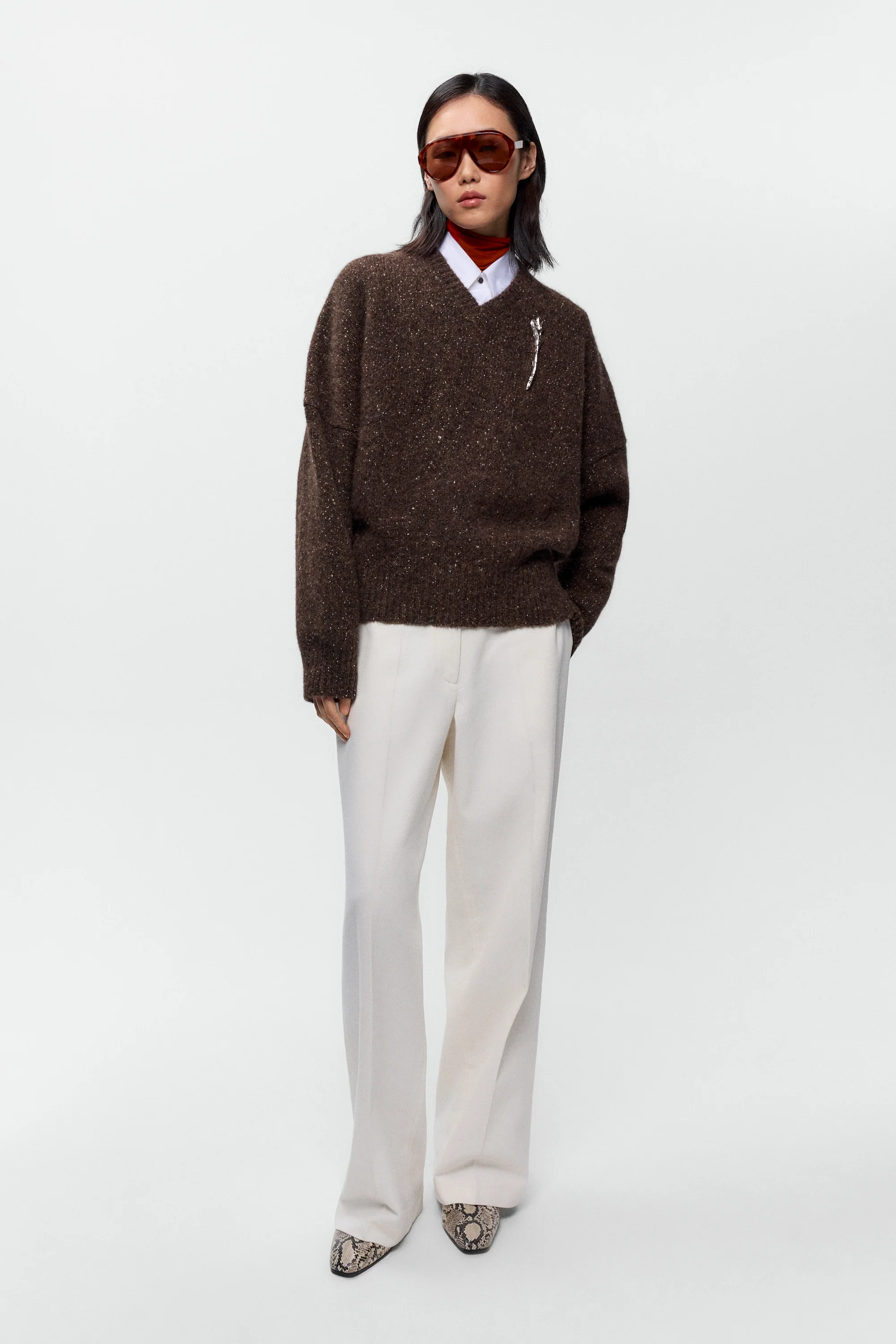 SPECKLED V-NECK SWEATER