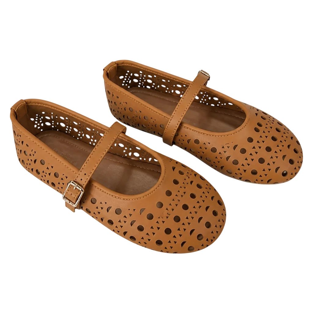 LILY EYELET FLATS
